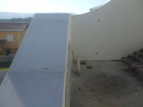 CAPA DE MURO RETA
